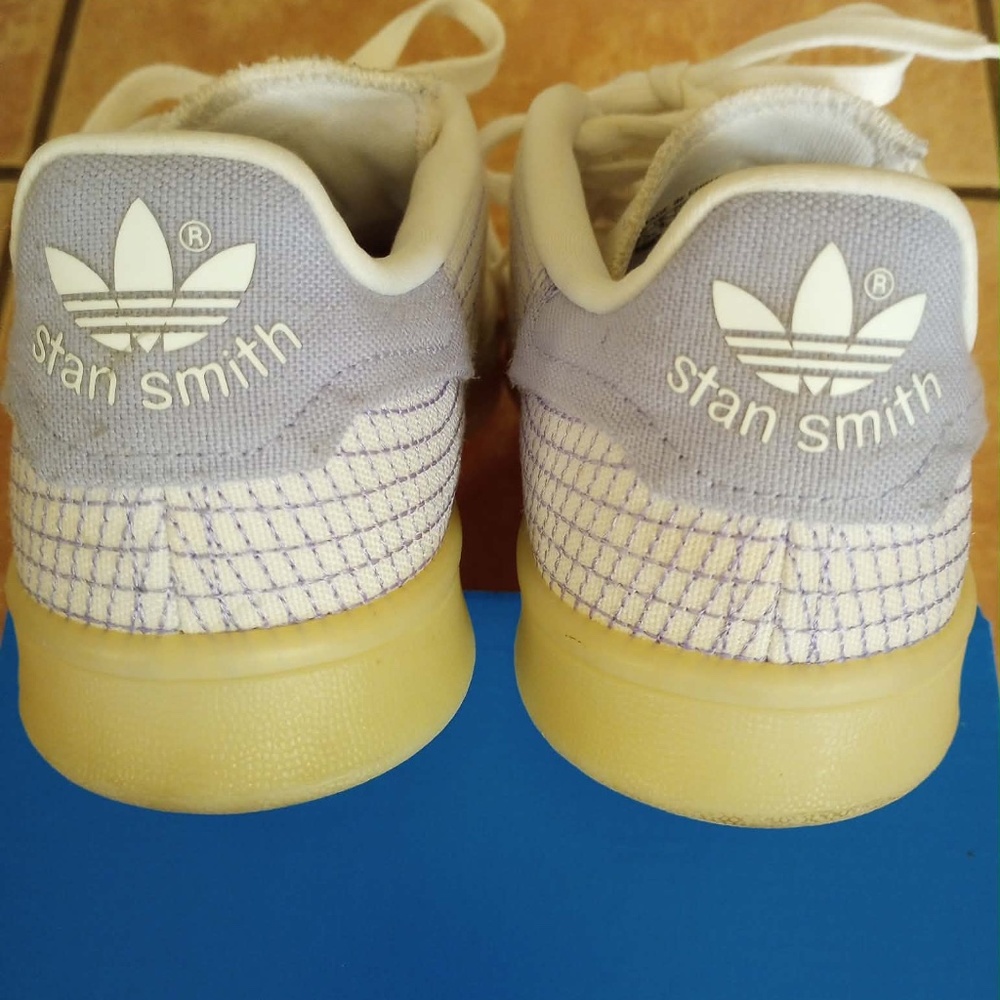 Adidas Stan Smith canvas sneakers, size 5.5 very good condition